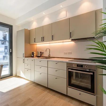 Apartment Uptown Nest - Terrazzo Privato E Garage *