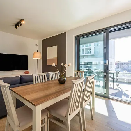 Uptown Nest - Terrazzo Privato E Garage Apartment *