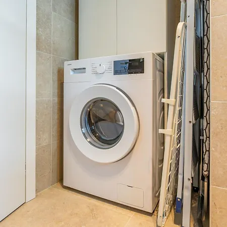 Uptown Nest - Terrazzo Privato E Garage Apartment Milan